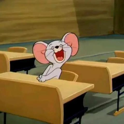 粉墨富婆再添一锤，Jennie穿的香奈儿全是有钱都买不到的绝版货？