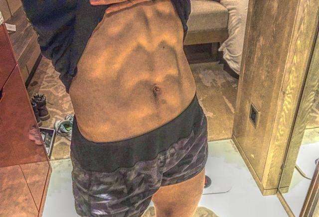 泰森的颈部肌肉,泰森脖子八块肌肉