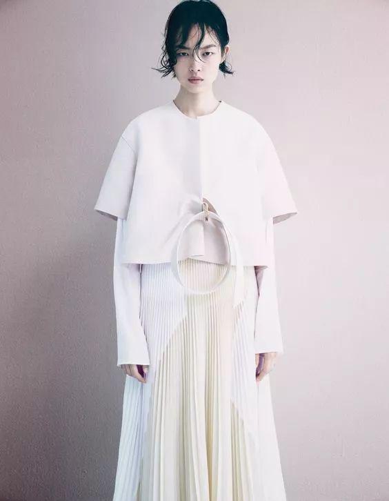 解构与重组设计图片,拼贴服装设计灵感