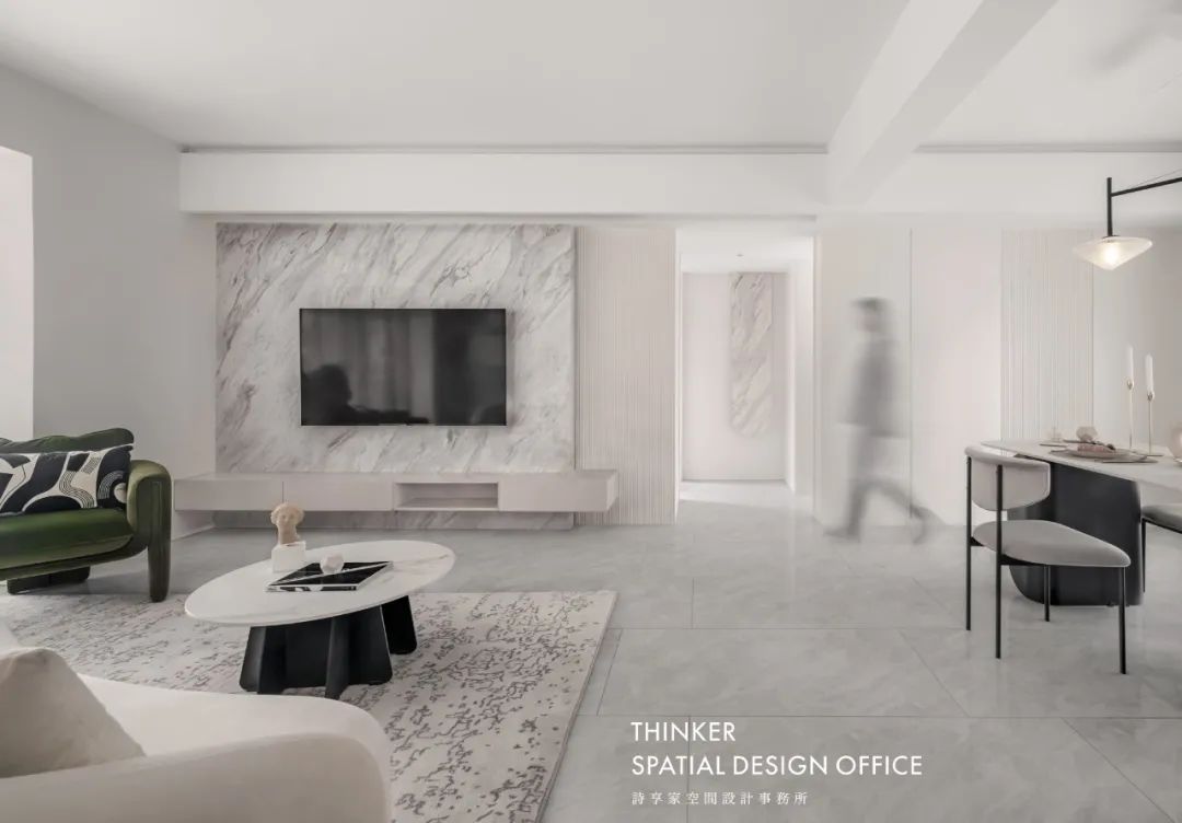 首发丨裹上舒缓奶油色,她的家柔软又高级