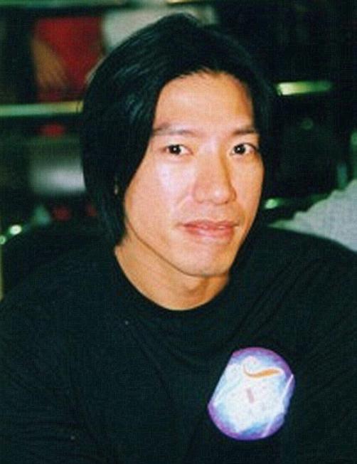 以前与现在乌鸦哥张耀扬,乌鸦哥张耀扬为什么突然头发白了