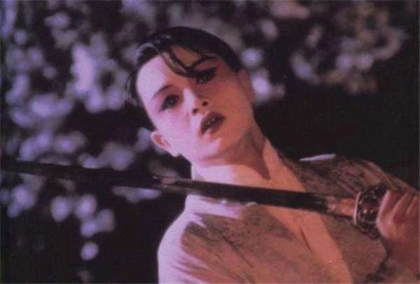 霸王别姬电影悲剧美学,电影《霸王别姬》影评