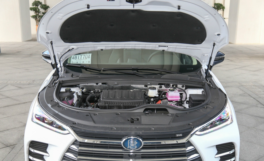 中国这个超级工程让世界惊叹,中国造的超级车