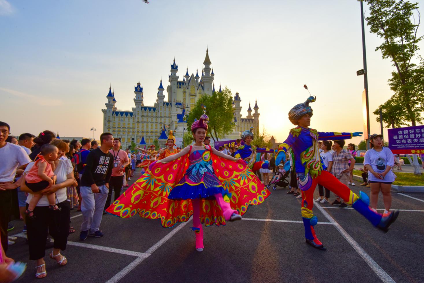 欢乐八载硬核绽放｜|热高8周年，城堡星光夜荣耀启幕