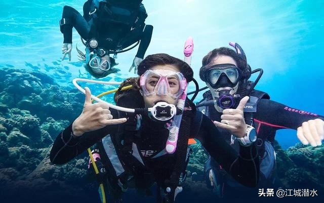 潜水会浮起来怎么办,如何潜水在水底不浮起来