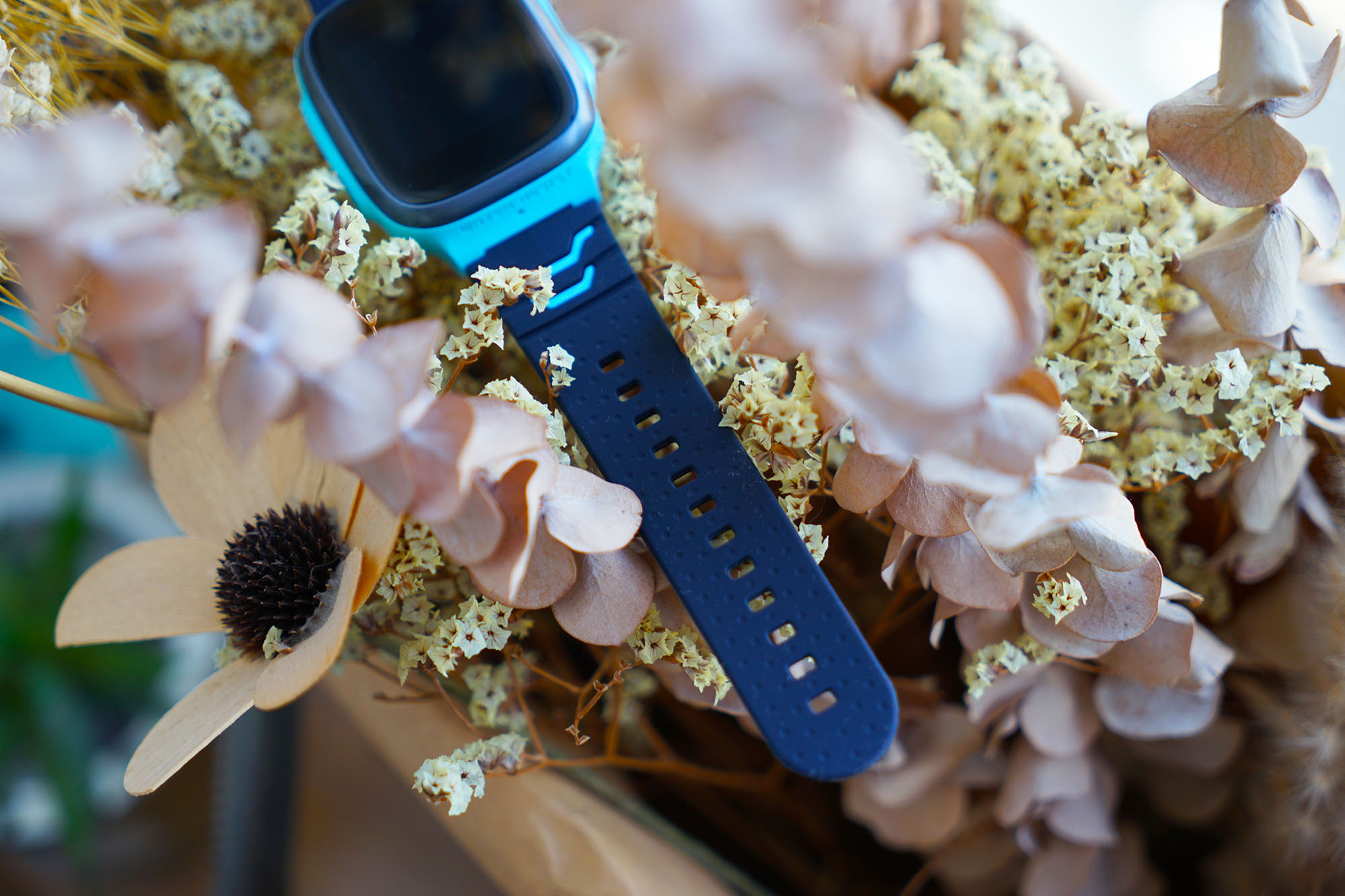 全网通+双摄像头+Ai学习系统,旗舰新品360儿童手表P1评测