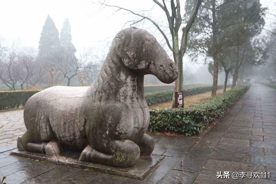 冯友兰先生履历,哲学家冯友兰简历