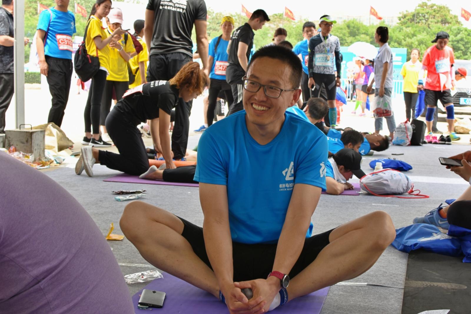 跑步后肌肉放松工具,运动跑步后的筋膜枪推荐