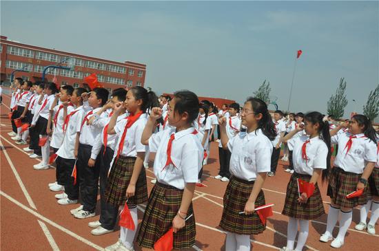 翰墨寄真情丹青颂英烈绘画线稿,翰墨寄真情丹青颂英烈简笔画