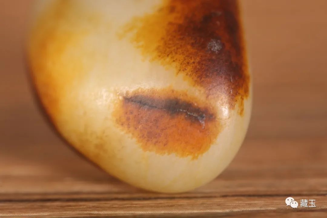 无裂不成玉,和田玉怎么才能看出有没有裂