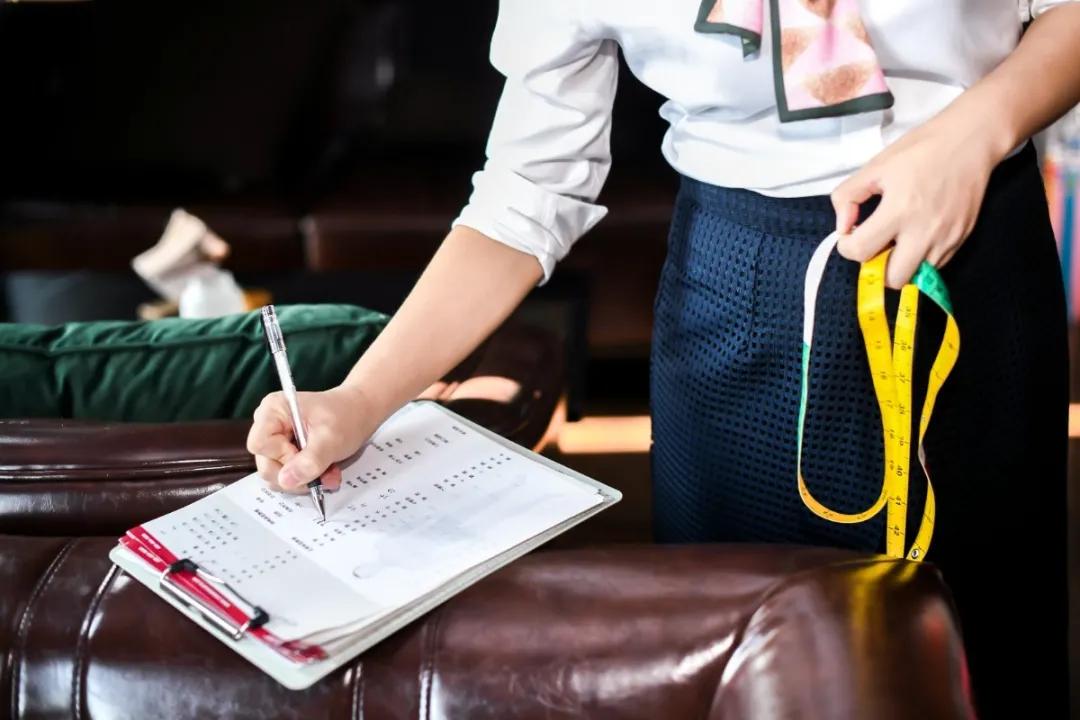 「最美量体师」陈颢今:星城绅装搭配的“引路人”