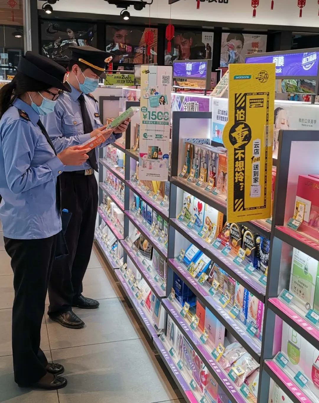 爱美的美眉你真的会使用护肤品吗,爱美的你化妆品是假的吗