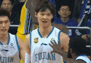 中国篮球历史最佳控卫陈江华,2006中国男篮vs美国陈江华三分