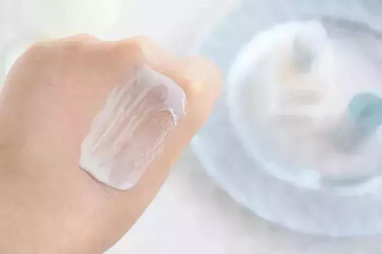 贵妇隔离和普通隔离的区别,贵妇隔离霜有什么作用