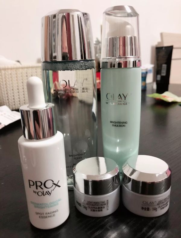 保湿补水提亮肤色哪款水乳好用,水乳套装提亮保湿排行榜前十名