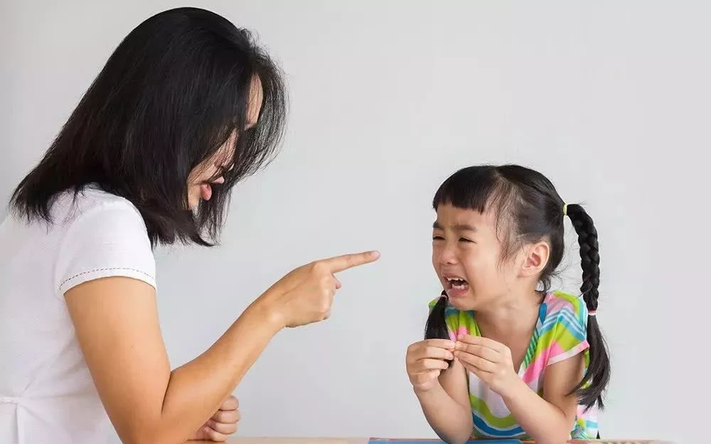 带孩子没耐心又后悔,带孩子没耐心吼婴儿