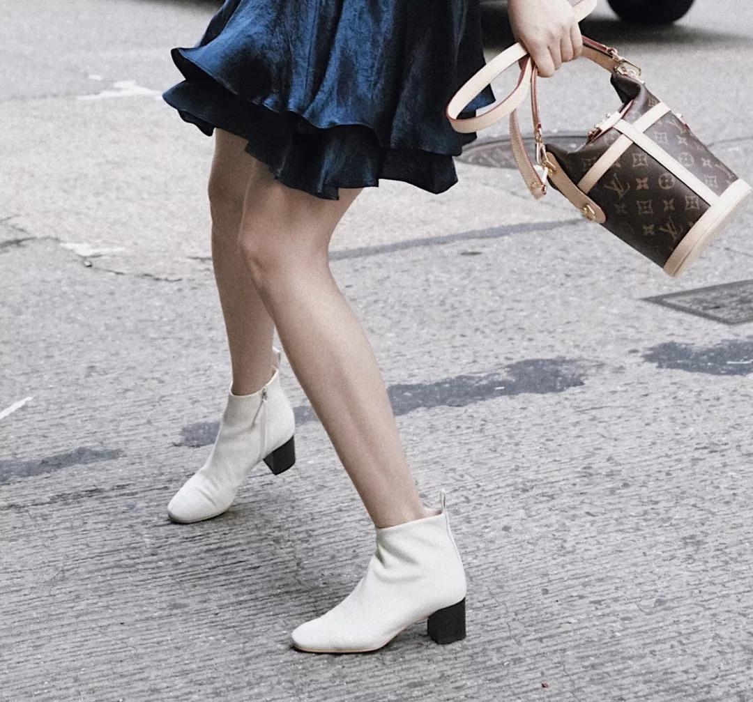 早春风衣穿搭高级感,早春穿搭颜色毛衣外套