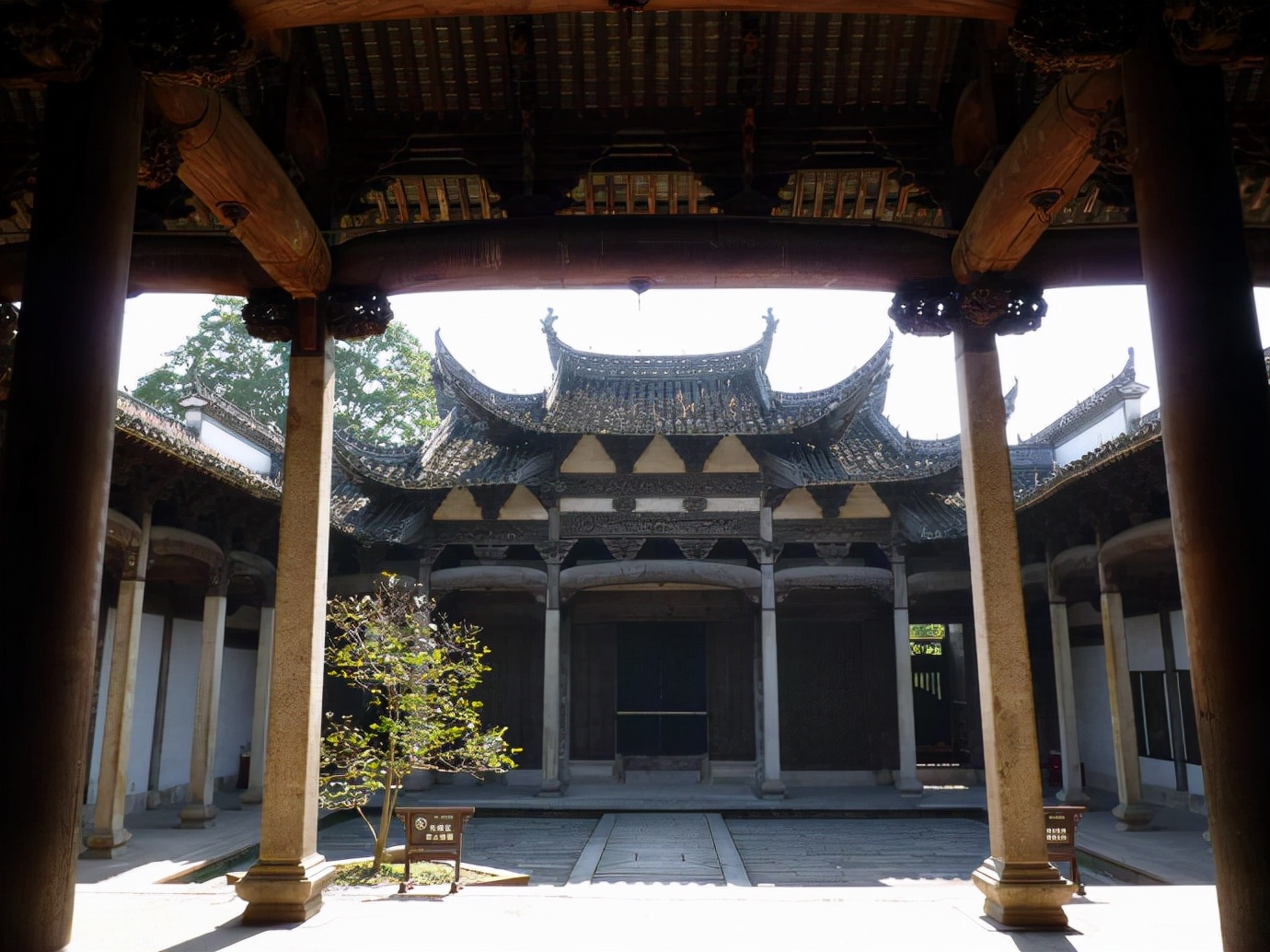 龙川景点周边有哪些景区,十一旅游风景区