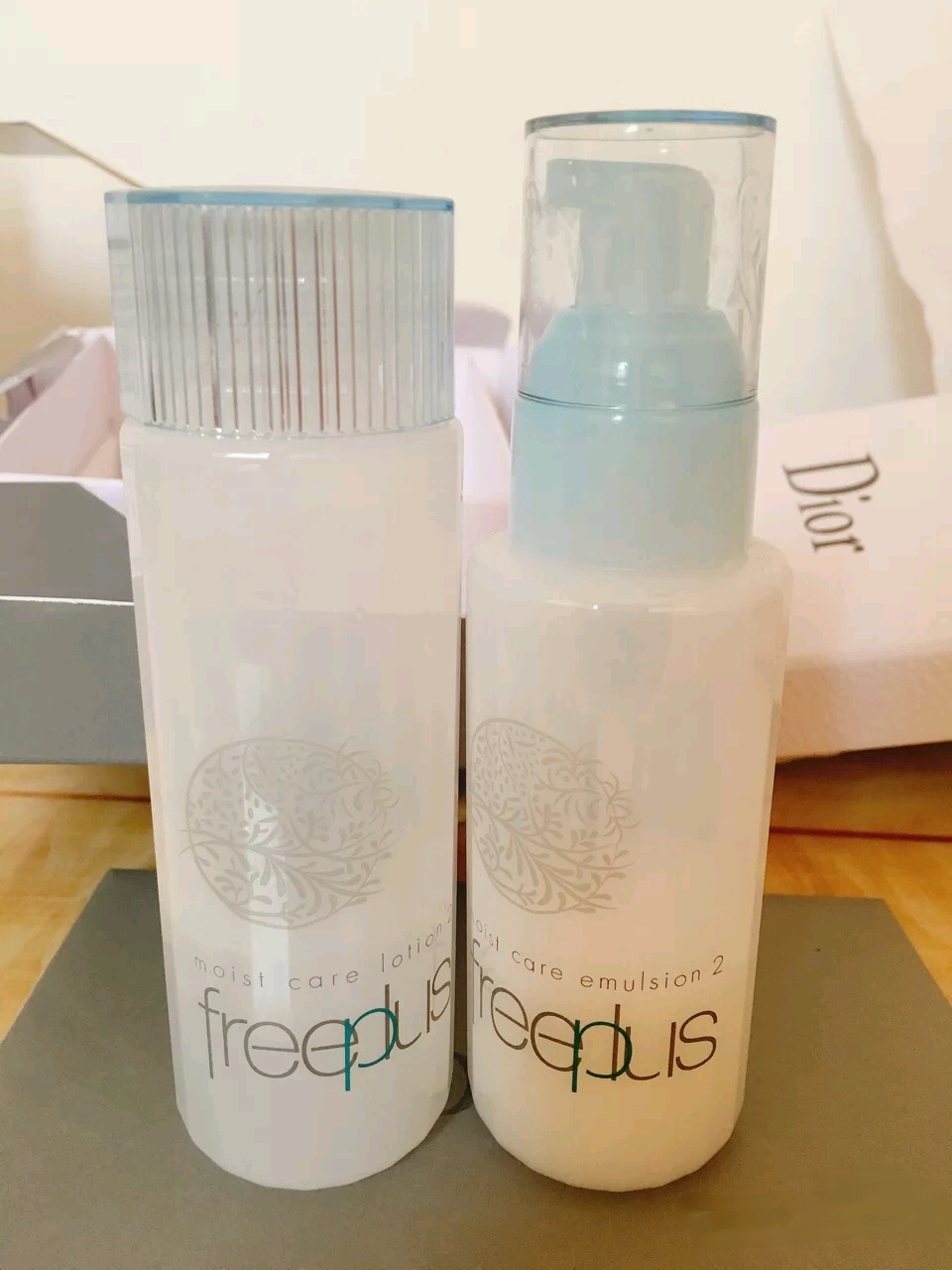 ahc黄金水乳套装和雪花秀,韩国牌子水乳平价抗老