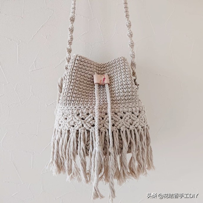 好看的毛线编织小包包,春天里的小包包