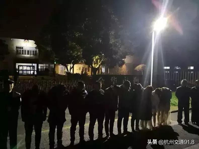 浙江警方涉嫌捣毁扫黄窝点,扫黄窝点被逮7人
