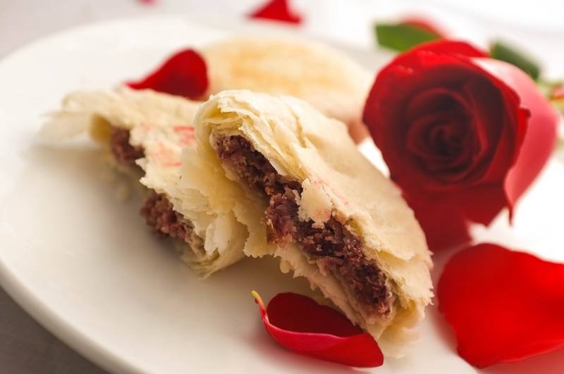 云南特产正宗云南鲜花饼,云南鲜花饼品鉴视频