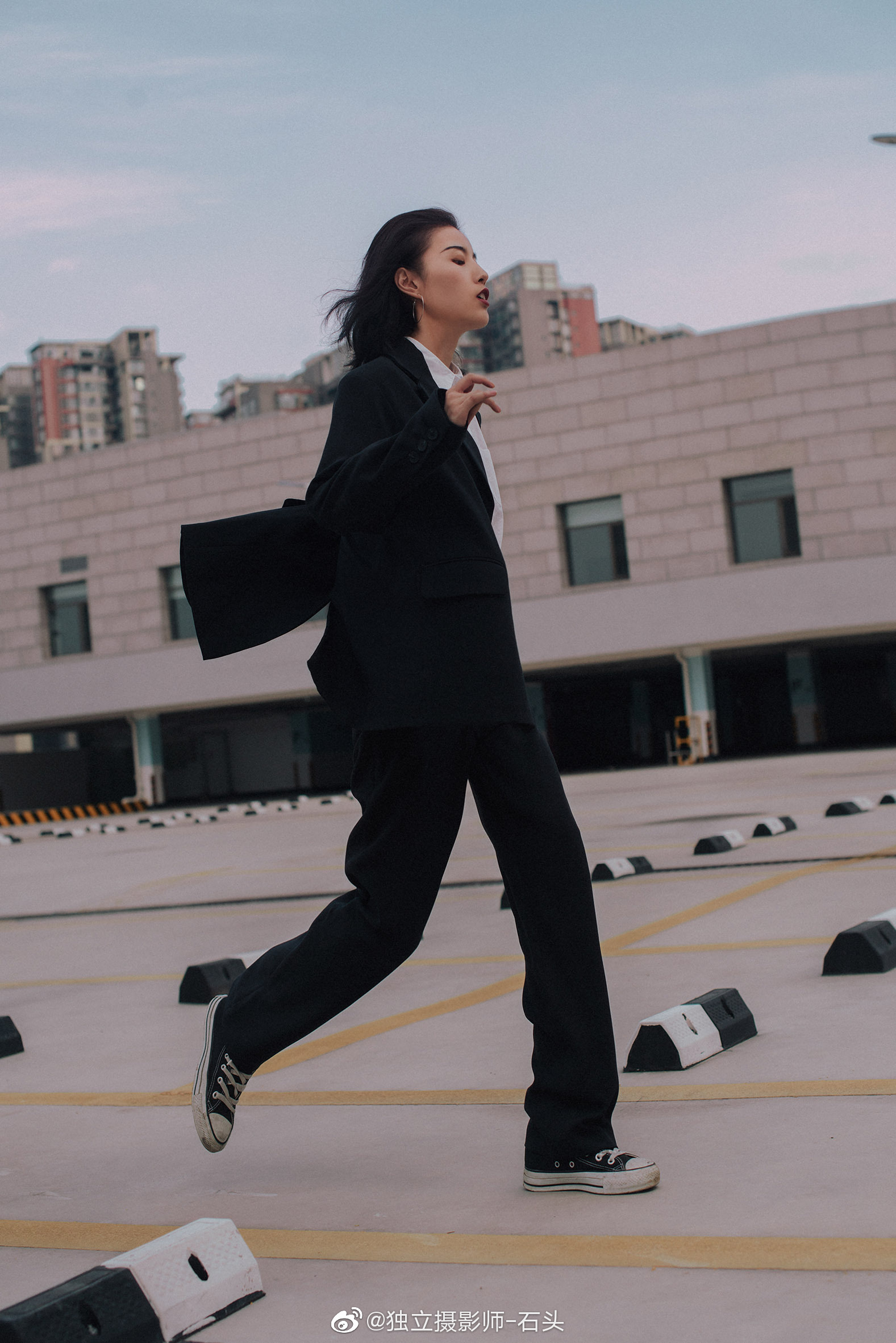 甜美风服装拍照技巧教程,时尚女装怎么拍照拍出来好看