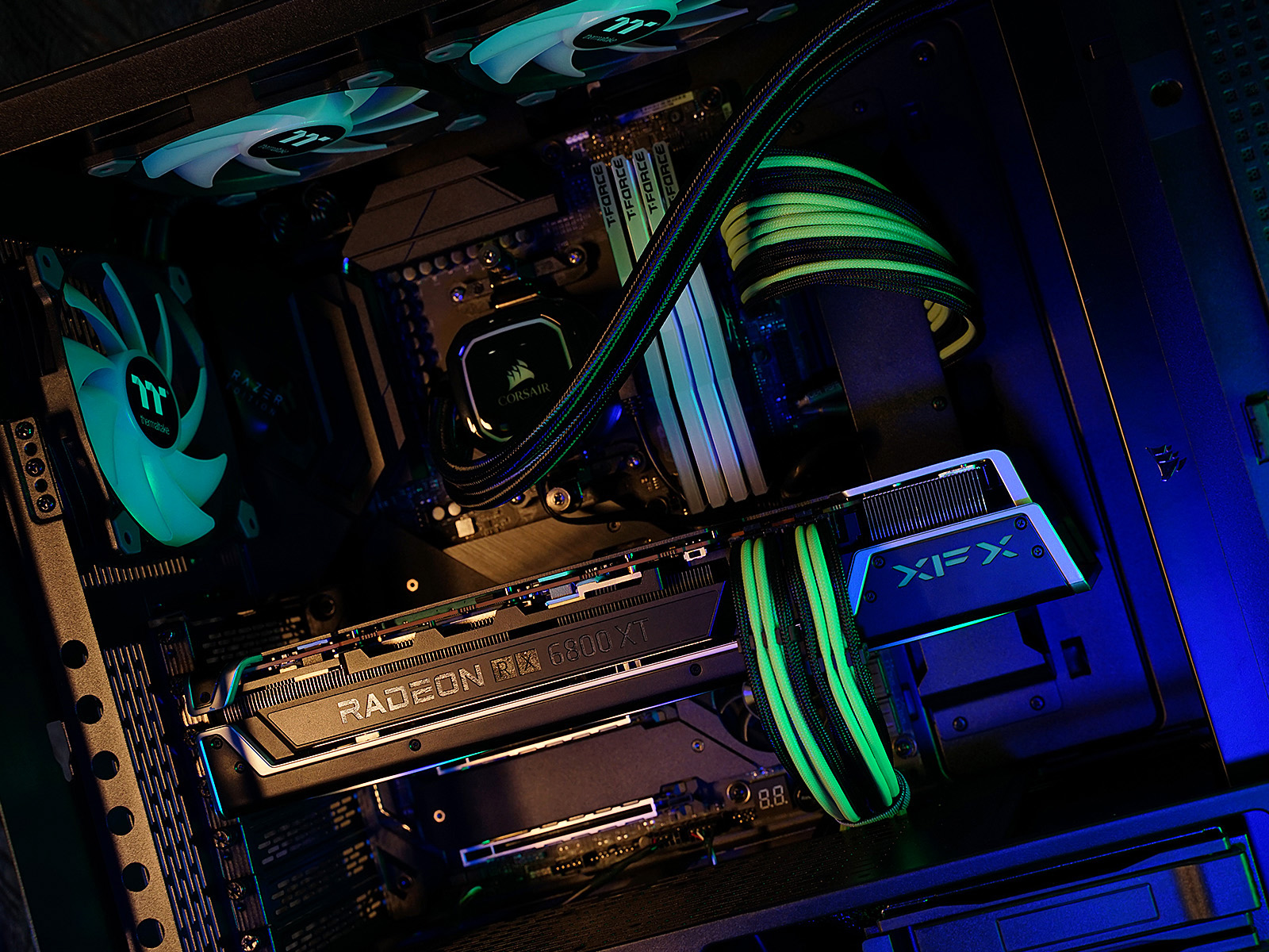 浼氳烦鑸炵殑妗屾父,浼氳烦鑸炵殑鎵嬫満妗岄潰