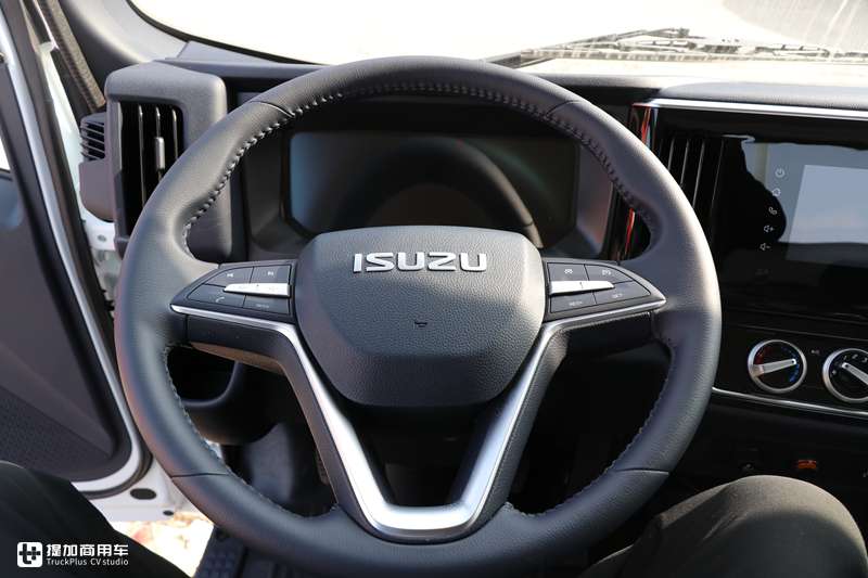 五十铃轻卡和重汽轻卡哪个质量好,五十铃轻卡哪款最好耐用