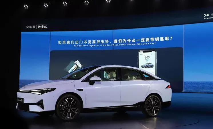 小鹏p5与迈腾选哪个,小鹏新能源p5怎么样值得购买吗