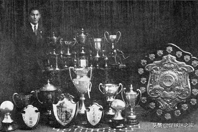 足球界被称为球王的人,被评为球王的中国人