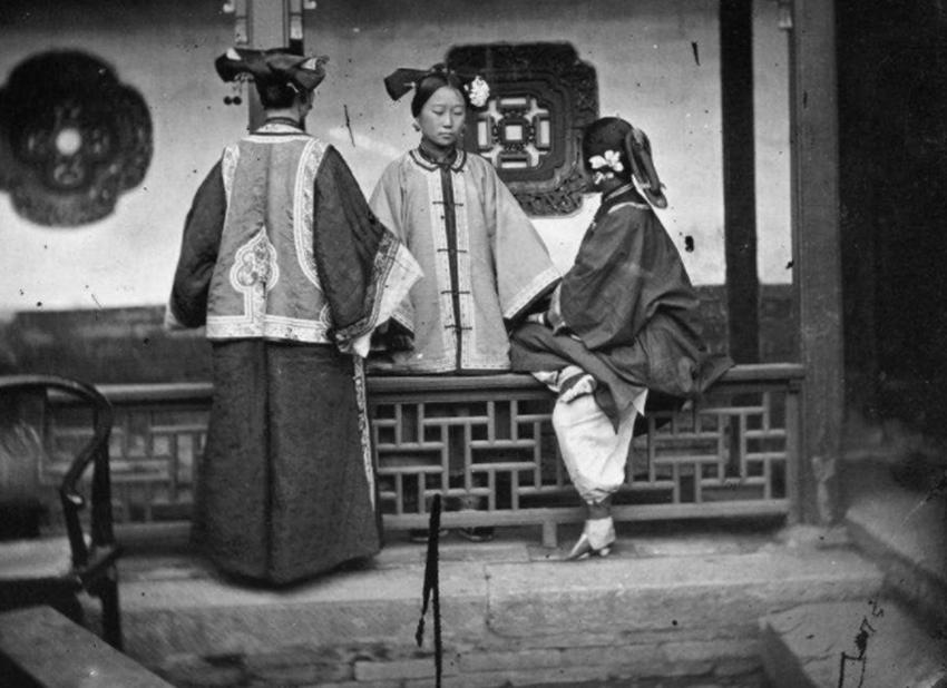 外国人如何看中国女子缠足,外国人如何看待中国女人裹脚