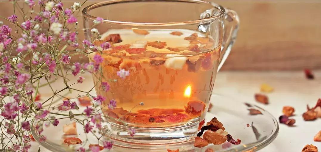 航天健康大讲堂——当药植园遇上二十四节气：“小满”之山楂