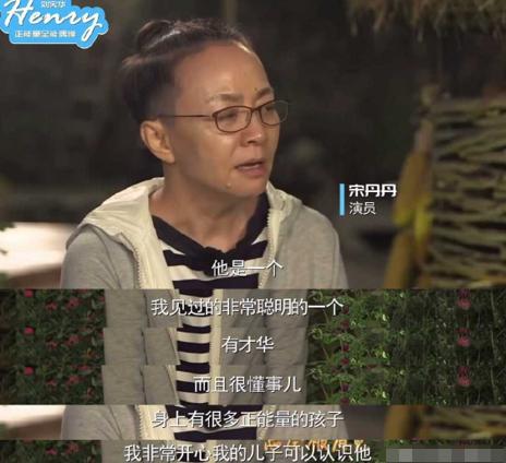 韩国的音乐天才，中国的笑柄，内娱综艺真的是“照妖镜”么？