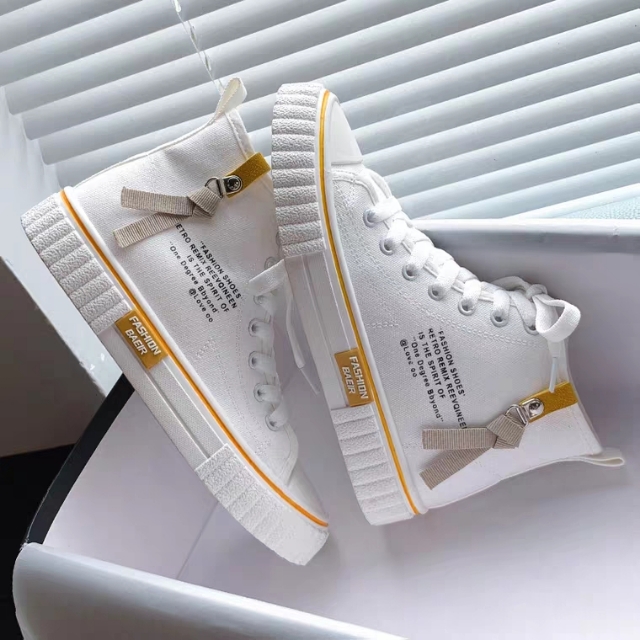 最潮高帮鞋女生,最近流行的高帮鞋