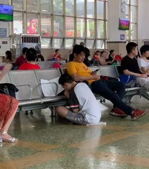 怎么笑话自己,搞个笑话逗自己开心