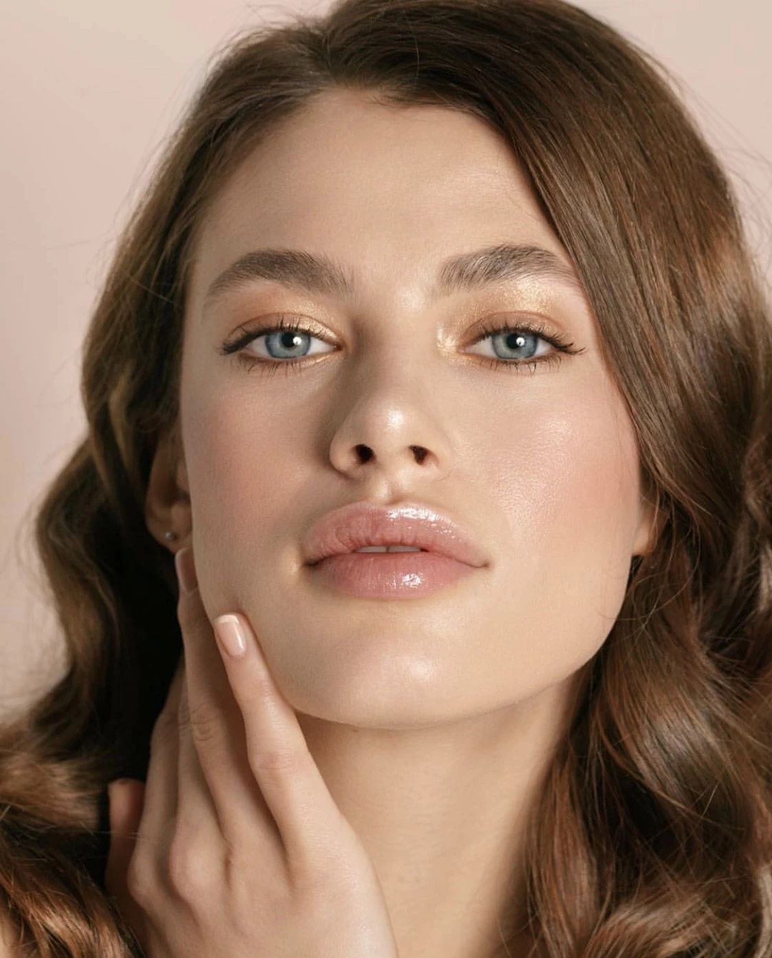 夏日肌肤降温,夏季炎热如何护肤保湿防晒