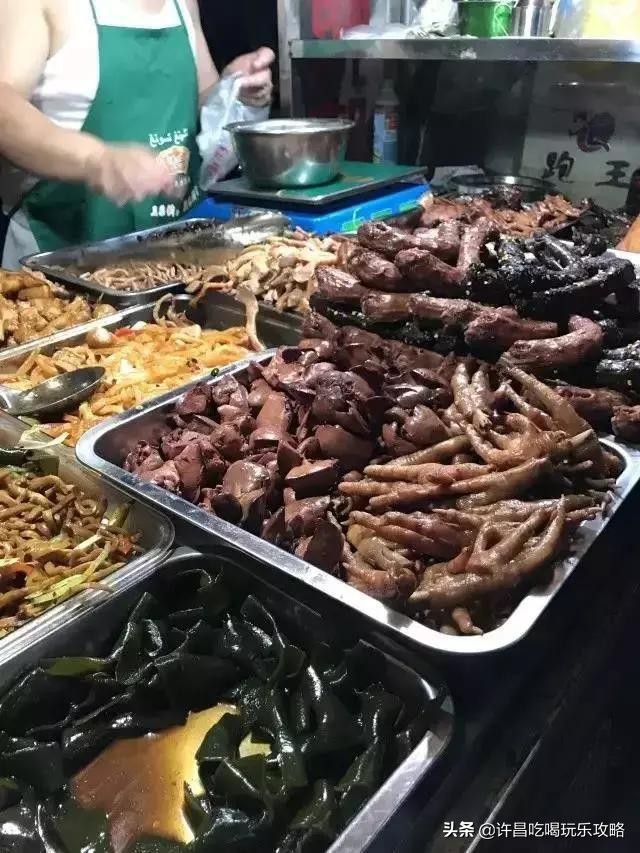 许昌学院南门好停车吗,许昌学院南门附近美食