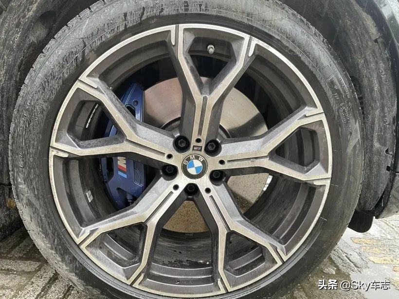 7万公里老款宝马x5,宝马x5的优缺点