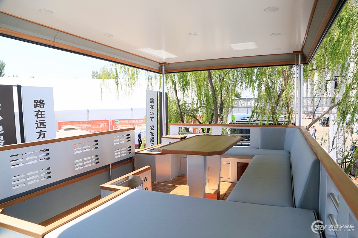 诺马迪森房车100万以内,1300万诺马迪森越野房车旅游