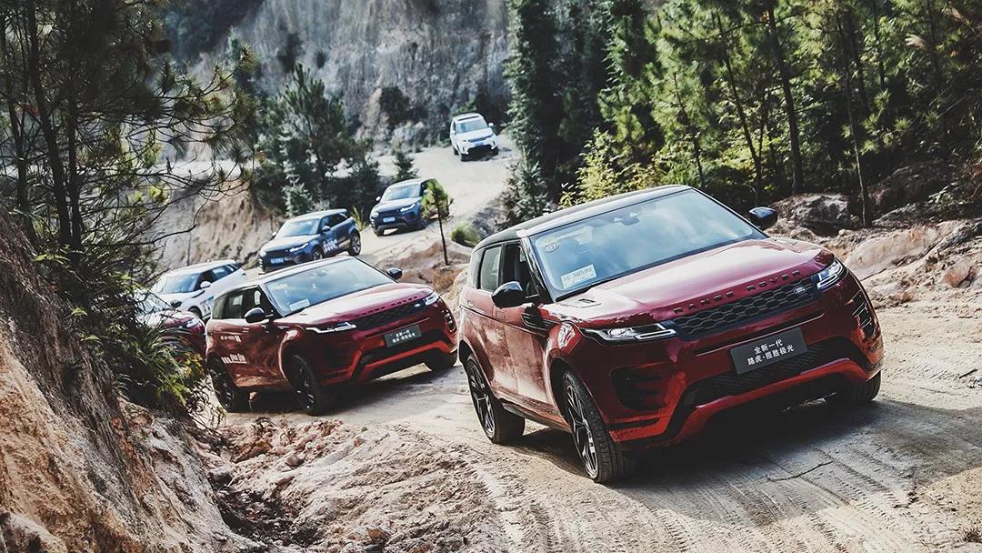 极光和三系宝马哪个值得入手,路虎极光和3系哪个值得买