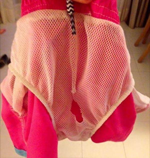 七岁男孩游泳被旋涡卷入,儿童游泳被教练绑着手和脚自救