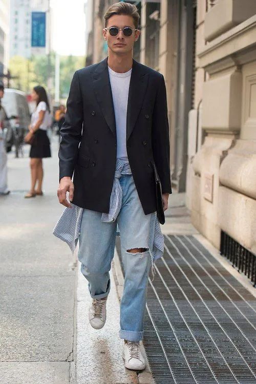 直筒潮流牛仔裤男士穿搭,今年流行哪些牛仔裤款式好看男