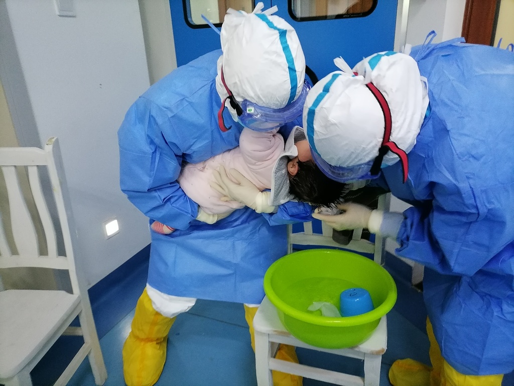 成都市一医院疫情,新冠疫情特稿