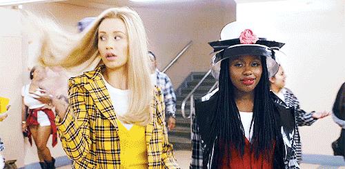 情人节要过儿童节也要过,情人节过成了儿童节