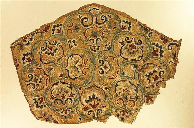 寸锦寸金指的是蜀锦还是云锦,蜀锦名贵吗