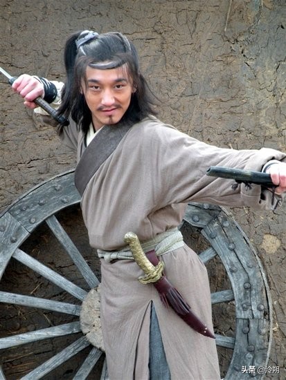 水浒传中有没有鼓上蚤时迁,鼓上蚤时迁登场于水浒传第几集