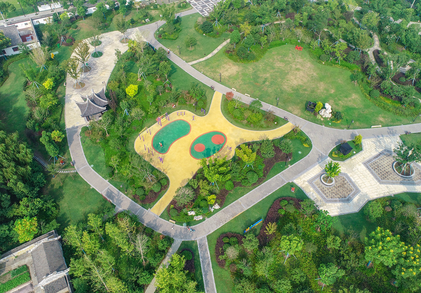 和小姐姐一起逛嘉兴吃百年传承的美味，大胆的把美好生活秀给你看