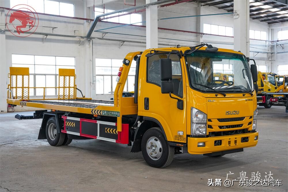 湖北蓝牌清障车厂家多少钱,湖北大型清障车价格多少钱一辆