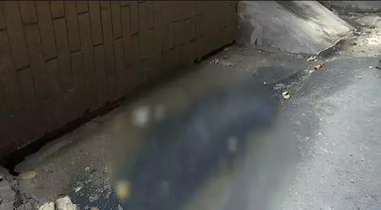 巷子屎水横流!不愿凑2万修理费,南海街坊宁可闻恶臭长达5年